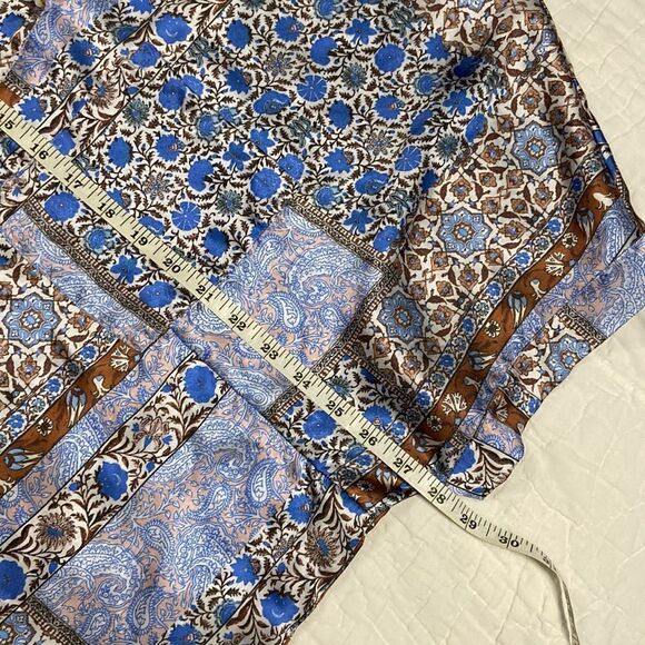 dRA Los Angeles Oversized Floral & Paisley Button Up size M - Picture 8 of 9